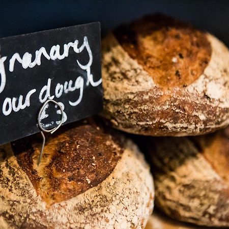 Whitehouse Rye Bed & Breakfast Eksteriør bilde Granary Sourdough