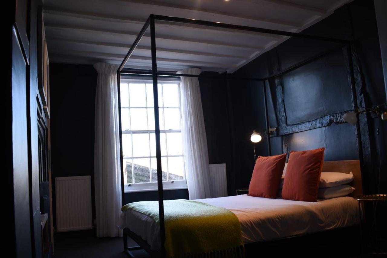 Whitehouse Rye Bed & Breakfast Eksteriør bilde The bedroom at The Old House