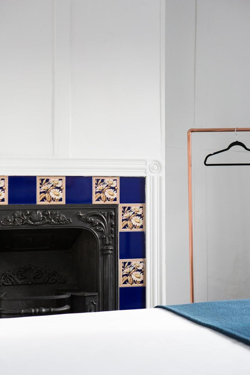 Whitehouse Rye Bed & Breakfast Eksteriør bilde Blue and white tiles