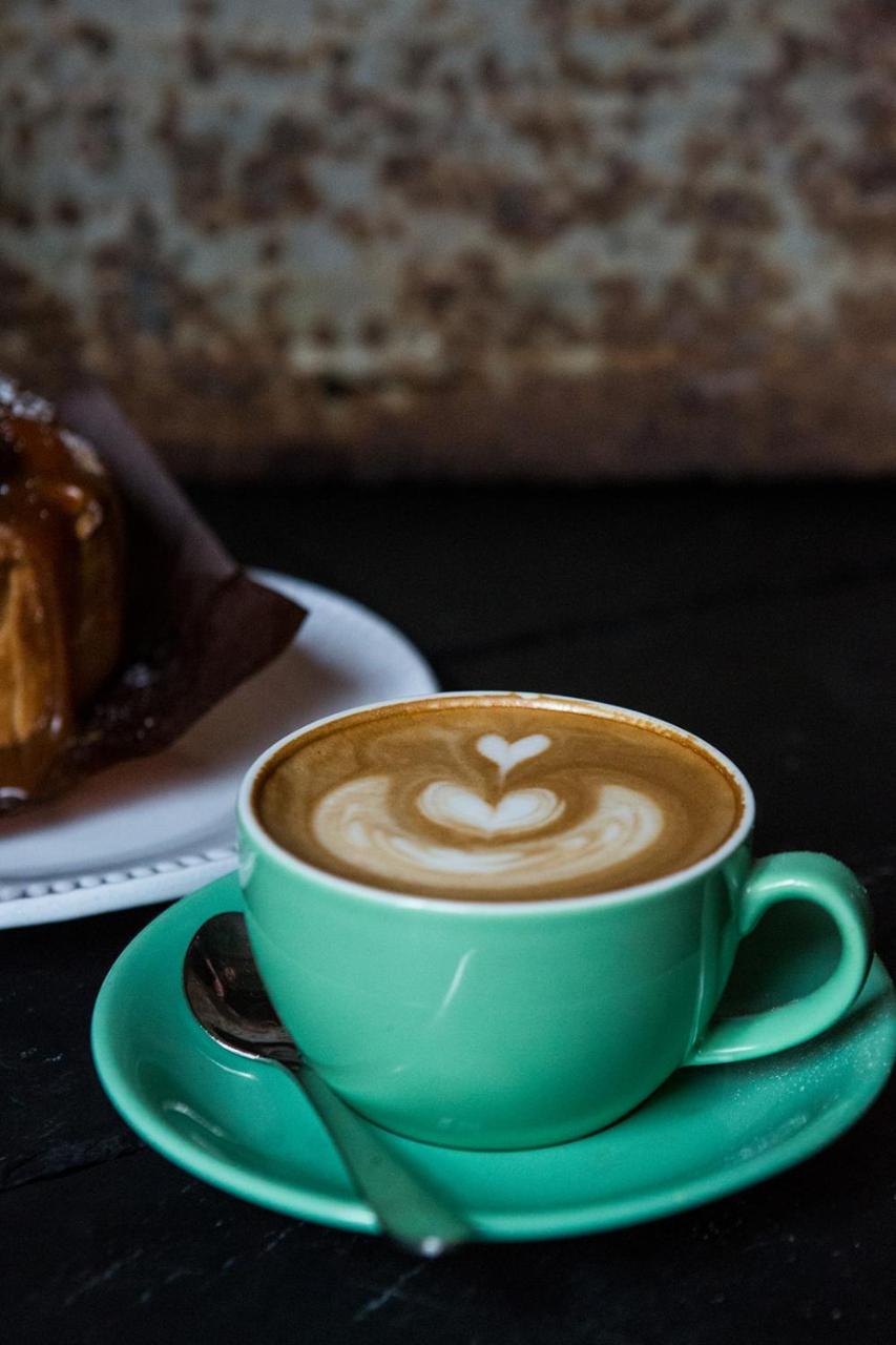 Whitehouse Rye Bed & Breakfast Eksteriør bilde A cup of coffee